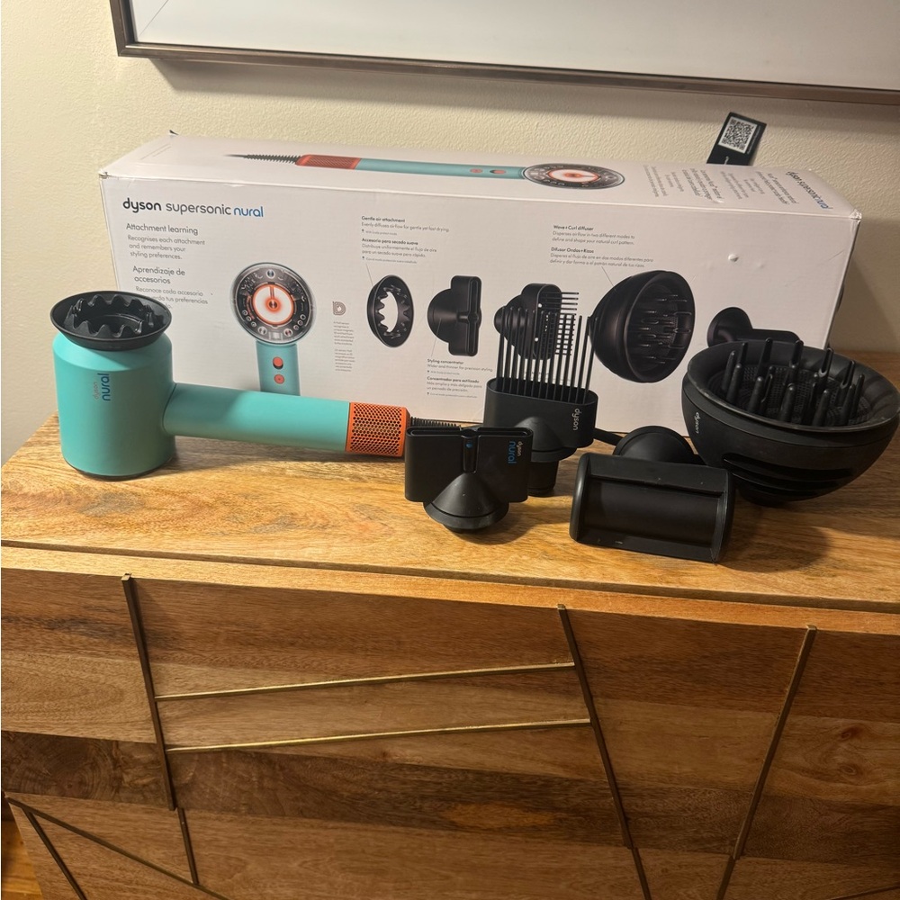 Dyson Supersonic Hair Dryer in Teal and Orange